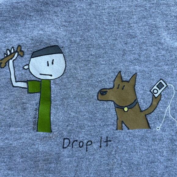 Urban Pipeline Y2K IPOD Be As You Are, inc. Funny Dog Training T-Shirt Drop It - Picture 1 of 6